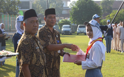 Pelepasan Siswa Siswi SMA N 2 Purwokerto Angkatan 24